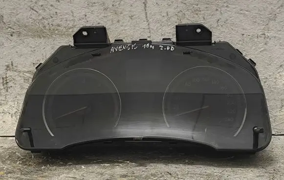 Toyota Avensis T270 Speedometer (instrument cluster) 8380005L70