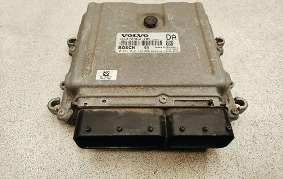 Volvo C30 Engine control unit/module 31272463AA 1039S18372 0281012103