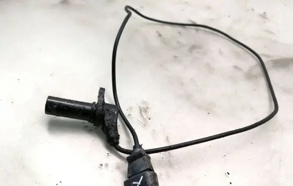 Audi A4 S4 B6 8E 8H Crankshaft position sensor 038907319E