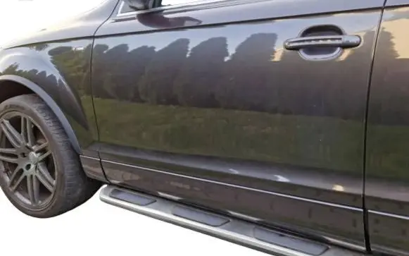 Audi Q7 4L Front door