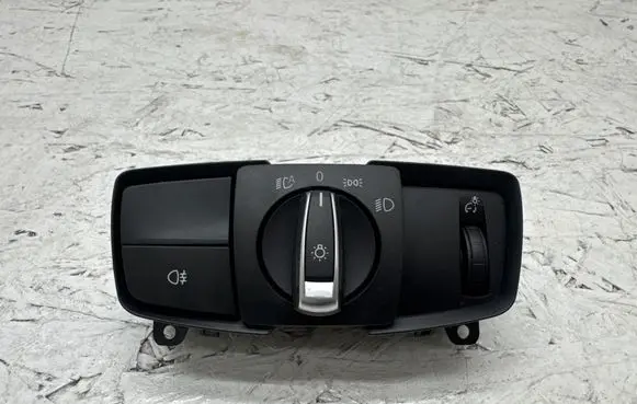 BMW 2 F22 F23 Light switch 9393943
