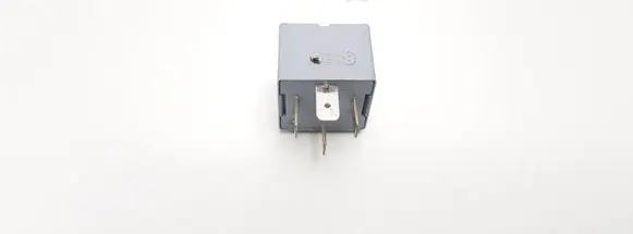 Volkswagen PASSAT B6 Other relay 141951253B 20240072