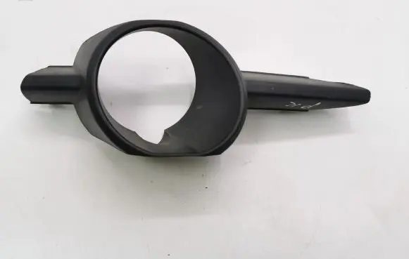 Chrysler Voyager Front fog light trim/grill 05113235AA