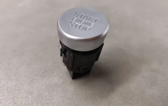 Audi A4 S4 B8 8K Engine start stop button switch 8K0905217A SN10505152721383