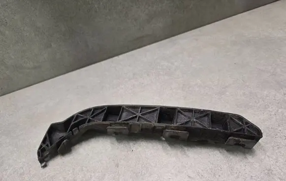 Hyundai i40 Front bumper mounting bracket 865163Z000