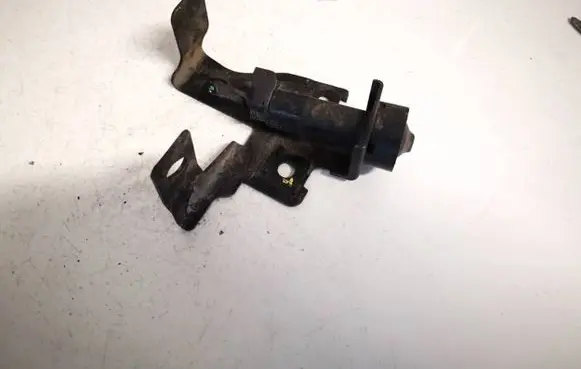 KIA Ceed Bonnet alarm switch sensor 938801h000 93880-1h000