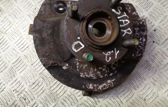 Mitsubishi Space Star Front wheel hub 