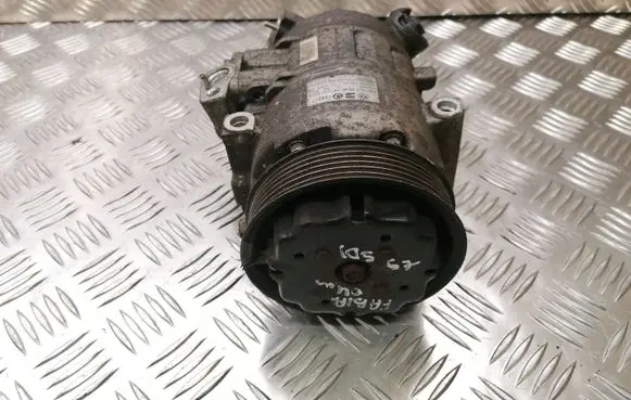 Skoda Fabia Mk1 (6Y) Air conditioning (A/C) compressor (pump) 6q0820803D