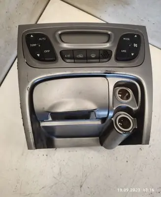 Hyundai Santa Fe Climate control unit