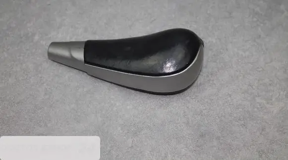 Hyundai Santa Fe Gear lever shifter trim leather/knob