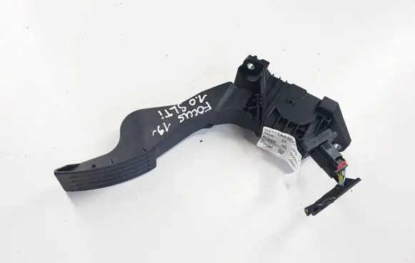 Ford Focus Accelerator throttle pedal JX619F836AC 6PV01285100