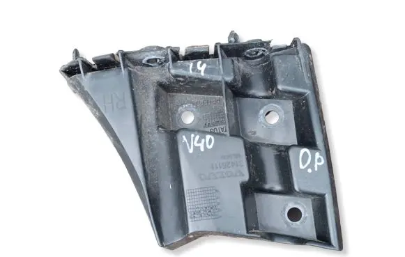 Volvo V40 Front bumper mounting bracket 31425111