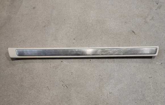 Mercedes-Benz S C217 Front sill trim cover A2176800135