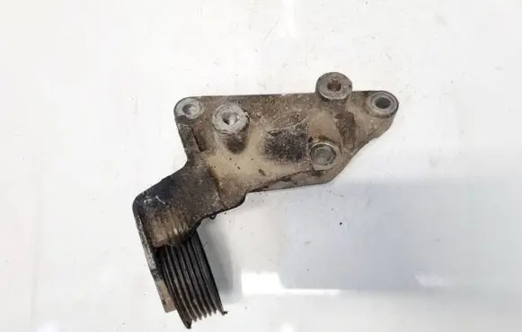 Ford Mondeo Mk III Engine mounting bracket XS7E10039AD XS7E-10039-AD