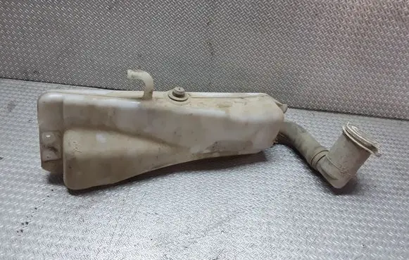 Mitsubishi Pajero Windshield washer fluid reservoir/tank 860141200