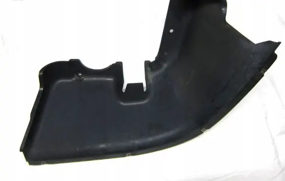 Seat Cordoba (6L) Rear bumper underbody cover/under tray 6L5825189