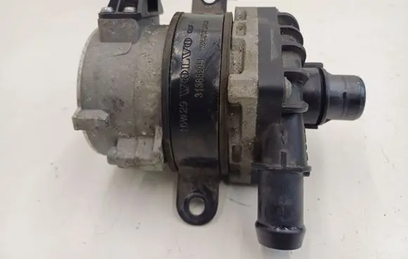 Volvo XC90 Electric auxiliary coolant/water pump 31368284