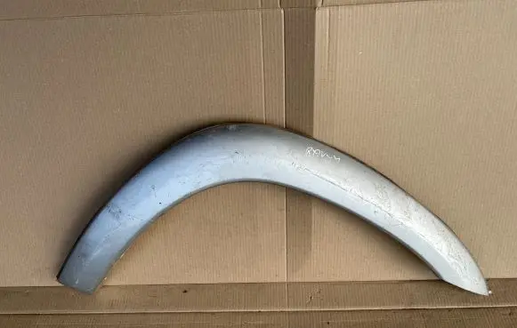 Front arch trim