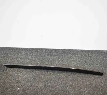 BMW 2 F22 F23 Front door glass trim molding 7358451