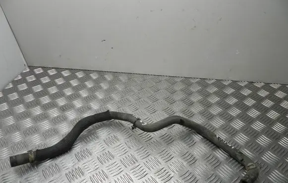 Tesla Model S Air conditioning (A/C) pipe/hose 615 VD17207