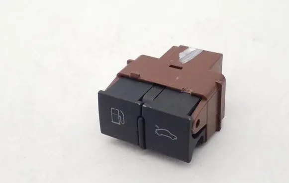 Audi TT TTS Mk2 Fuel tank opening switch 8P0959833A