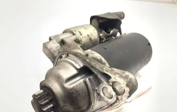 Volkswagen Touran I Starter motor 