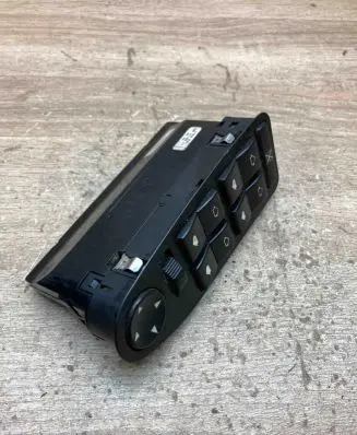 BMW 5 E39 Electric window control switch 6904306 763051