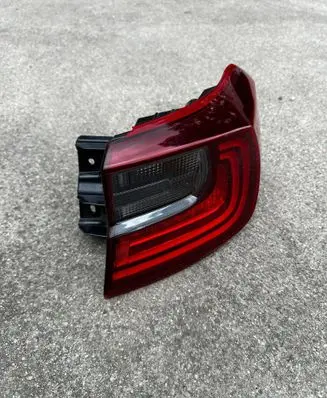 KIA Ceed Rear/tail lights 92402J7050 0R75R 300620180915