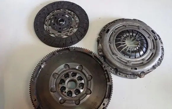 Volkswagen Scirocco Clutch set kit 06J141025G 06J105266H