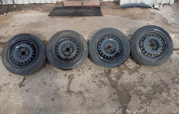 Toyota Yaris R14 steel rim 