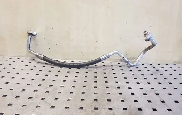 Ford Kuga I Air conditioning (A/C) pipe/hose
