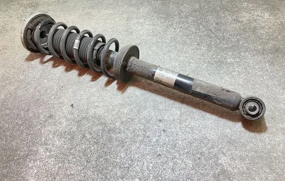 BMW 5 G30 G31 G38 Rear shock absorber/damper 6866620 G30H222PHB 814902009105