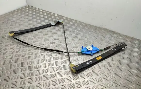 Seat Exeo (3R) Front window lifting mechanism without motor 8E0837462C