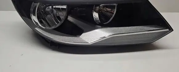 Volkswagen Tiguan Headlight/headlamp 5N1941006C VW047