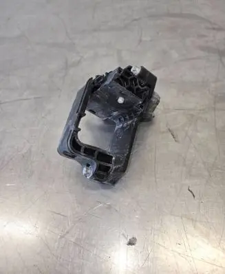 Radiator support slam panel bracket