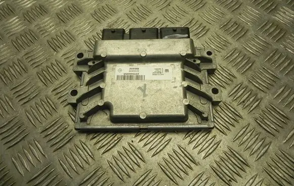 Renault Zoe Engine control unit/module 237D40225R