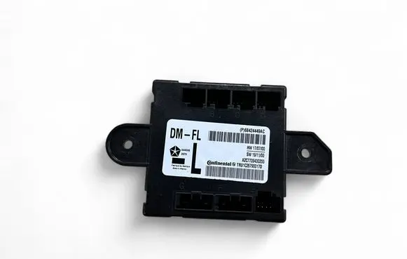 Chrysler Pacifica Door control unit/module 68424449AC TRD1B26790017D A2C7709430200