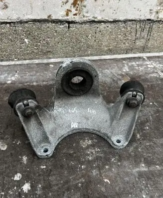 BMW 7 E65 E66 Gearbox mount 6754619
