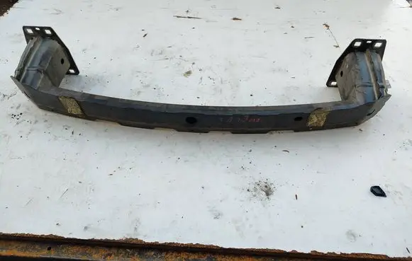 Land Rover Evoque I Front bumper support beam 