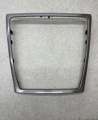 Volvo V70 Radio/GPS head unit trim 30672110