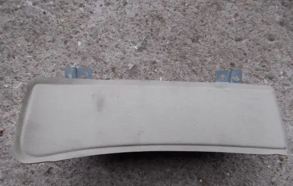 Knee airbag