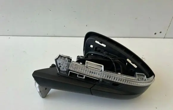 Audi Q4 Sportback e-tron Front door electric wing mirror 89B857501G