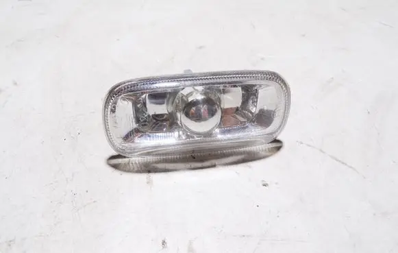 Audi A6 S6 C5 4B Front fender indicator light 8E0949127