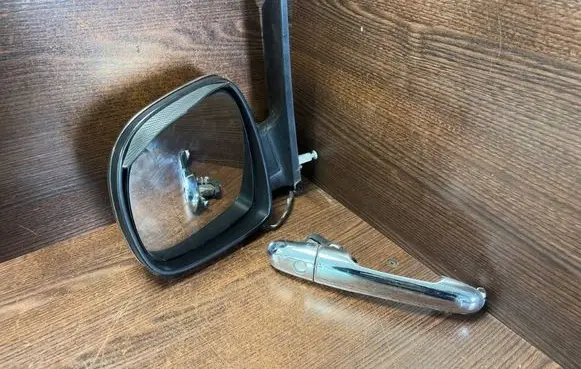 Mercedes-Benz Vito Viano W639 Front door electric wing mirror 232636043 A6398100516