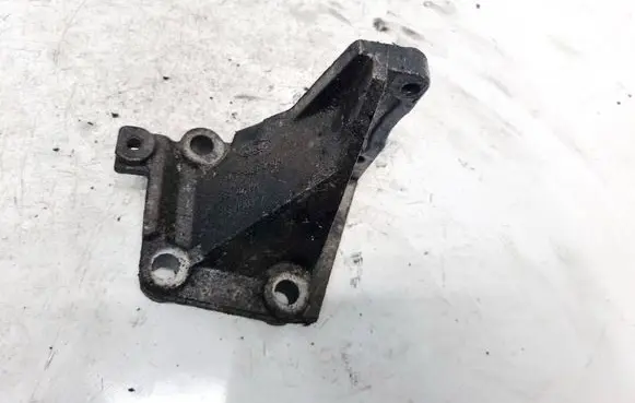 Ford Escort Engine mounting bracket 92ff9k552da