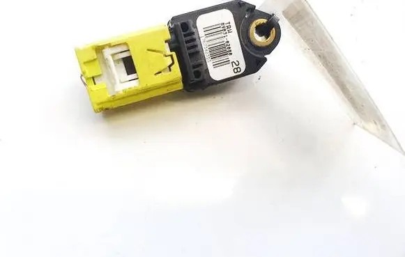 Toyota Auris 150 Airbag deployment crash/impact sensor 8983102080
