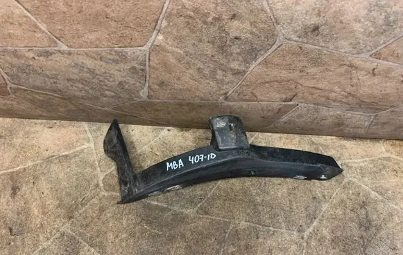 Mercedes-Benz E C207 W207 Rear bumper mounting bracket A2078850923