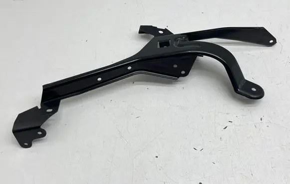 Porsche Panamera (970) Fender mounting bracket 97061020201