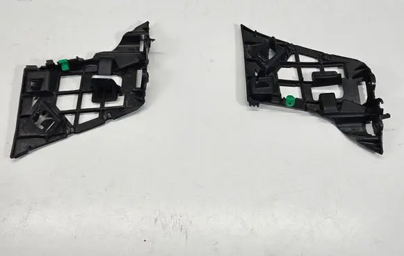 Volvo S90, V90 Front bumper mounting bracket 31383496