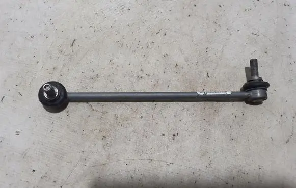 BMW X3 G01 Front anti-roll bar/stabilizer link 6886035